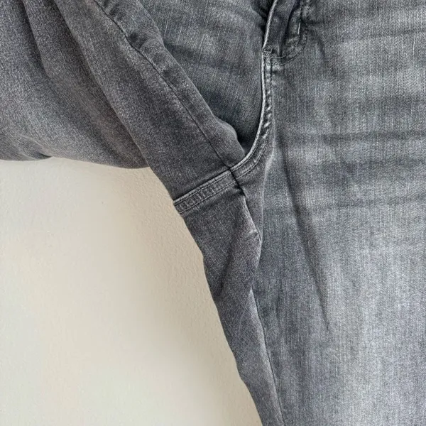 Judy Blue Tummy Control Westminster Gray Wash JB88792 Size 16 W High Rise - Image 2