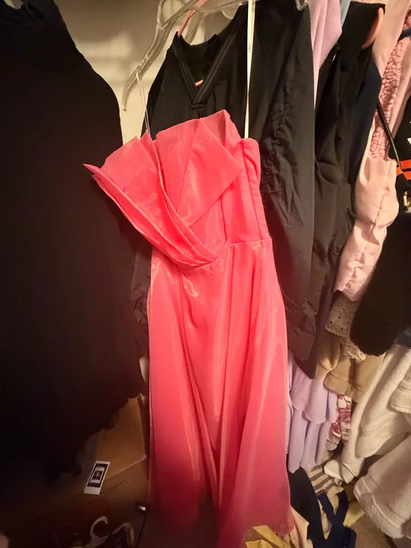 Lulus prom dress  - Image 2