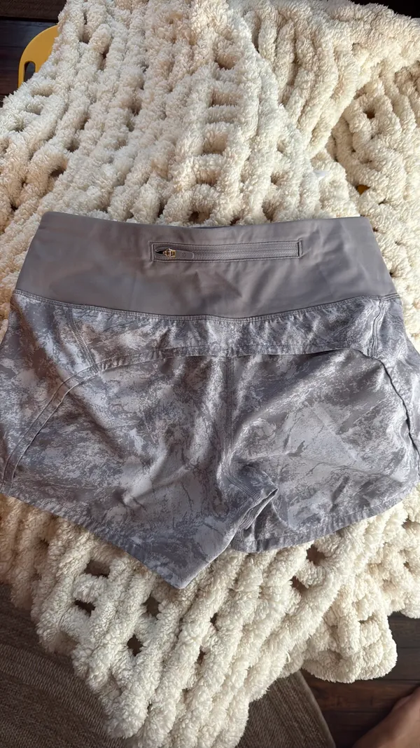 Lululemon Shorts - Image 4