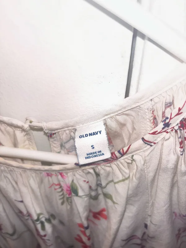 Floral Blouse Old Navy - Image 2