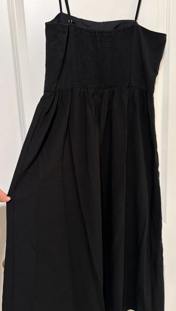 Black Maxi Dress with Pockets - Image 2
