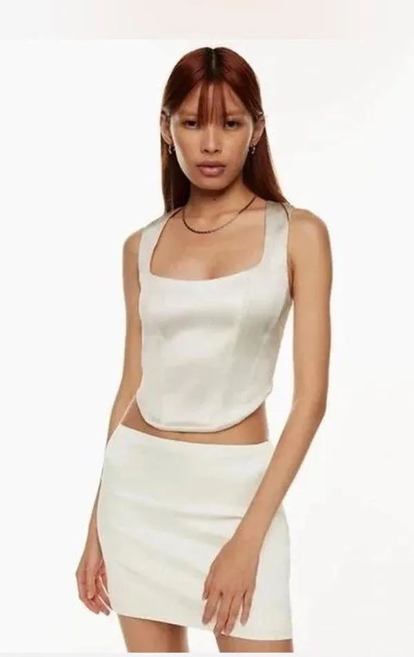 Aritzia NWOT top - Image 4