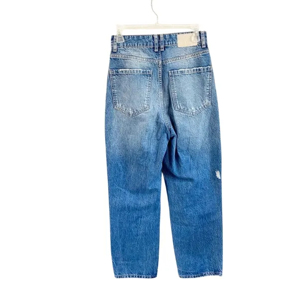 Zara High Rise Straight Leg Ripped Jeans Size 4 100% Cotton Mom‎ Fit Cropped - Image 2