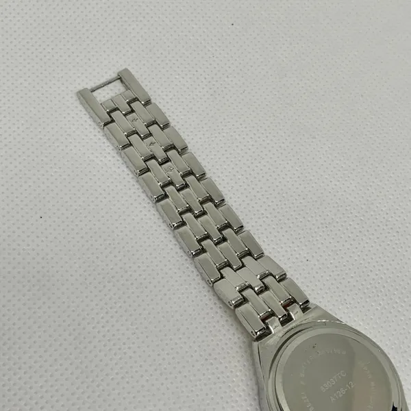 Women quartz watch gold silver tone 28mm round mop dial rhinestones running - Image 7