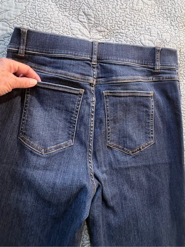 💥SPANX Pull On Flare Jeans Dark Wash High Rise Stretch Denim Size L🧡 - Image 9