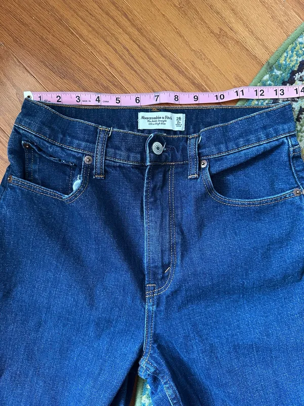 Abercrombie & Fitch Ultra High Waisted Ankle Jeans 27 Curve Love - Image 3