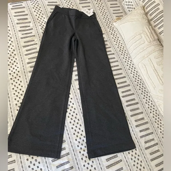 Gloria Vanderbilt Pull On Trouser - Image 2