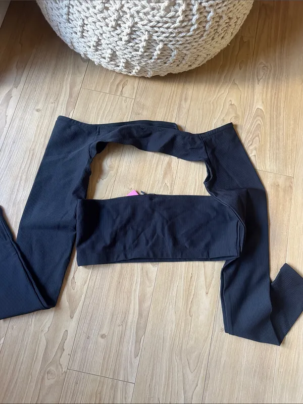 Edikted Black Long Sleeve Cutout Crop Top 2 Piece - Image 3
