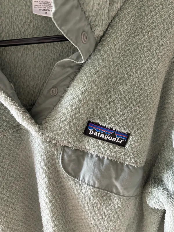 Green Patagonia Pullover - Image 2
