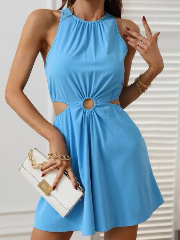 Boutique NWT Blue Cut Out Waist Sleeveless Romper. - Image 4