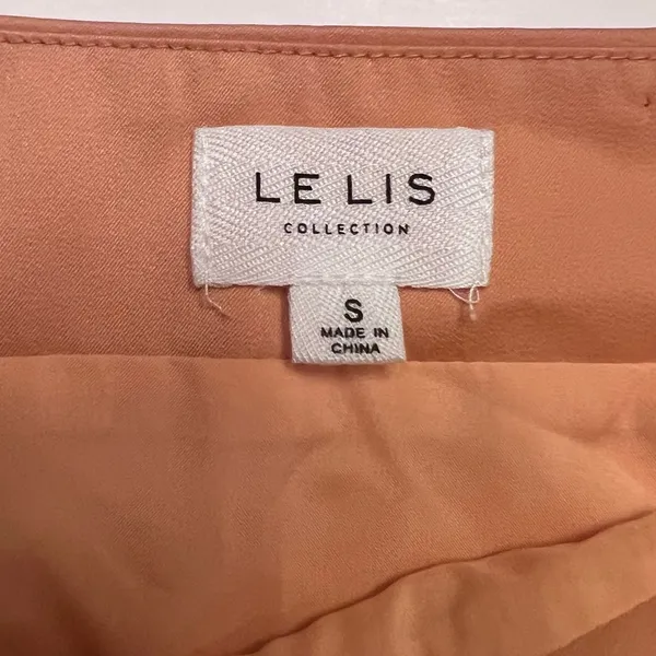 Le Lis Crop Camisole Top‎ & Mini Skirt Set in Nude Peach Rhinestones Size XS/S - Image 12
