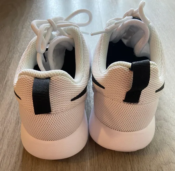Roshe - Image 3