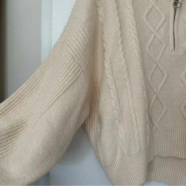 Urban Outfitters Women’s Sweater Pullover Half Zip Chunky Cable Knit Crop XXL - Image 4