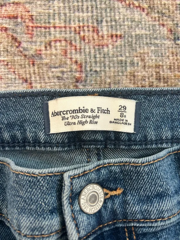 Abercrombie Jeans - Image 3