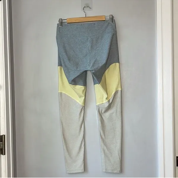 Outdoor Voices Medium Leggings - Image 4