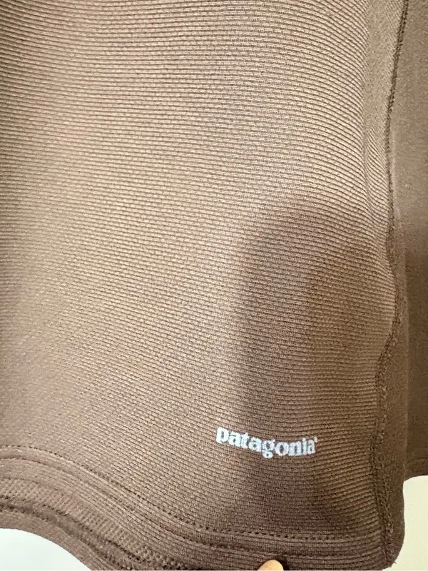 Patagonia Capilene Mock Neck Long Sleeve Base Layer Brown Women’s S - Image 3