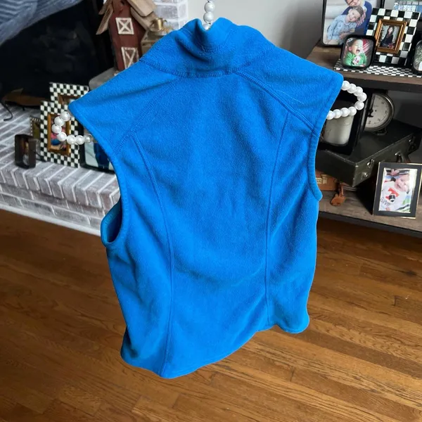 Patagonia woman’s blue vest‎ XS - Image 2