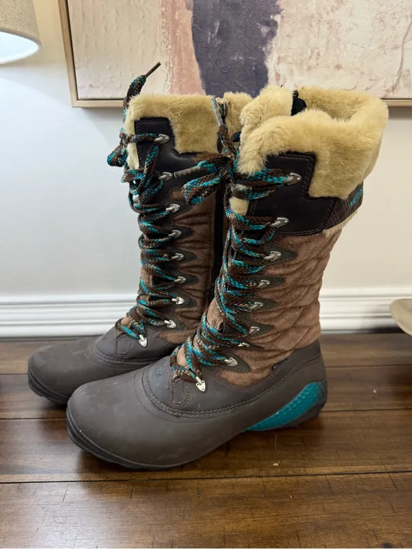 Merrell Women’s Winterbelle Peak Waterproof Boots size 10 - Image 3