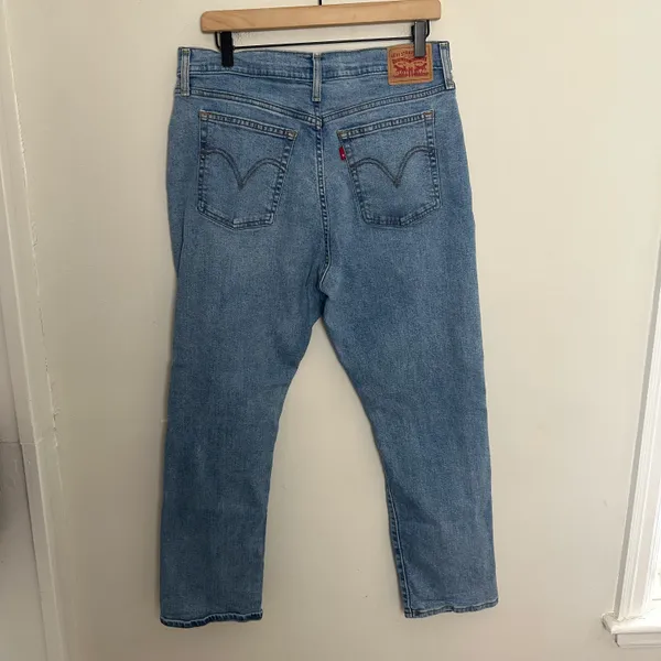 LEVIS- Wedgie Straight Distressed Knee Button Fly Denim Jeans Blue - Image 4