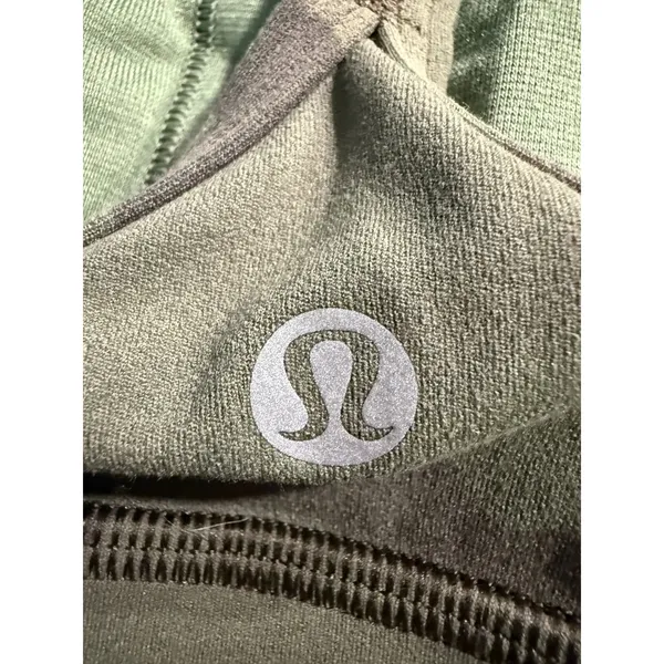 Lululemon Flow Y Bra Nulu Heritage 365 Camo Brier Sage Multi Size 6 - Image 4