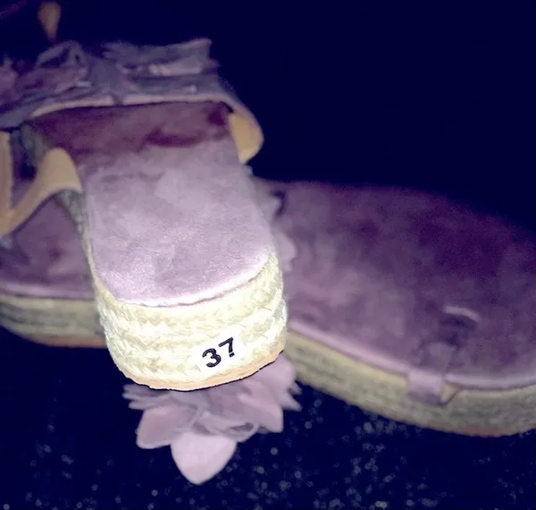 Lilac Lavender Flower Platform Wedge Sandals with Toe Loop Purple Size 7 - Image 6