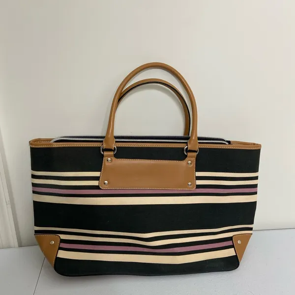 Victoria’s‎ Secret purple cream black striped zip shoulder bag with coin purse - Image 2