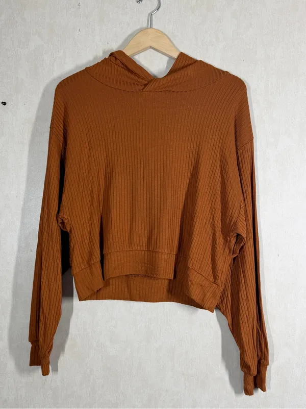 Beyond Yoga Women’s So Chic Cropped Hoodie Pullover Lightweight in Clove Brown M - Image 2