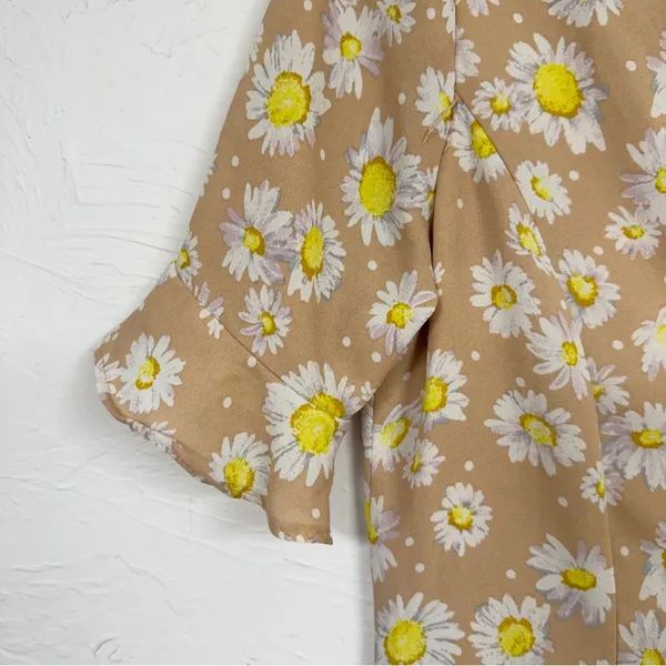 Lulus Tan Daisy Print Mini Summer Dress Mini Womens XS Casual Button Down Spring - Image 5