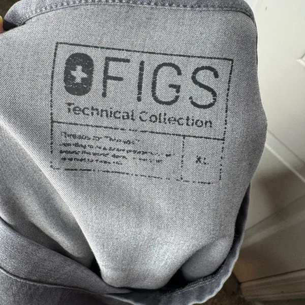 FIGS Womans Catarina One-Pocket Scrub‎ Top Gray Size XL - Image 3