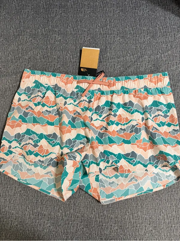 The North Face Women’s Printed Class V - Shorts - Image 4