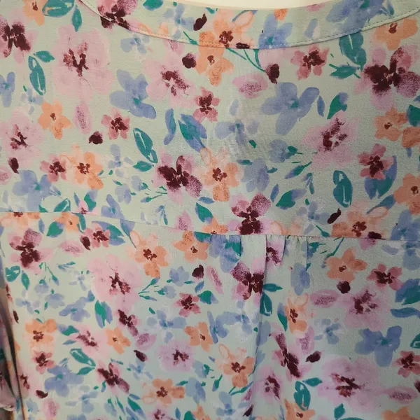 Elle Women's Size XXL Flutter Sleeve Top Floral V Neck Flowy Plus - Image 5