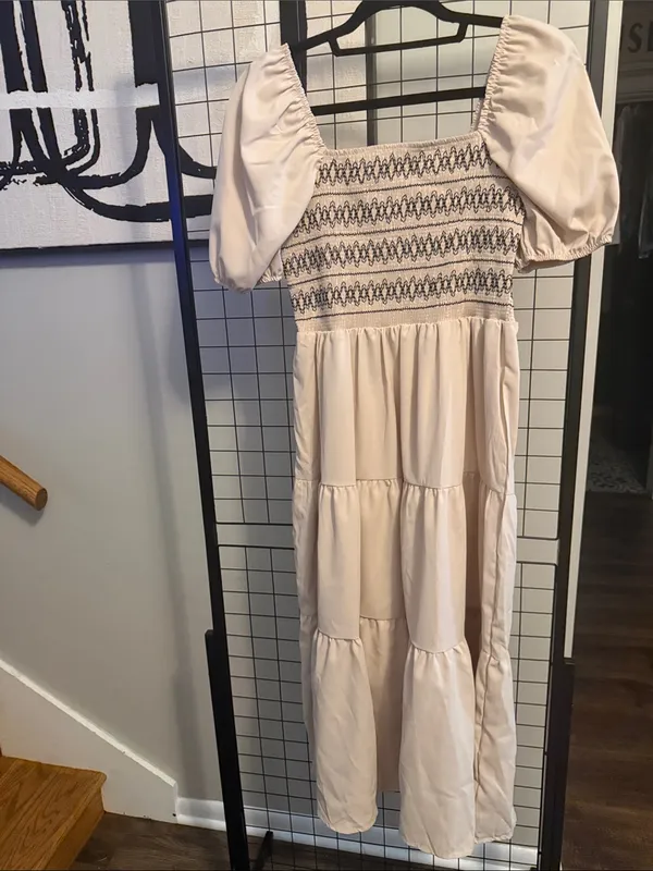 Smocked Cream Maxi Dress with Puff Sleeves - Image 2