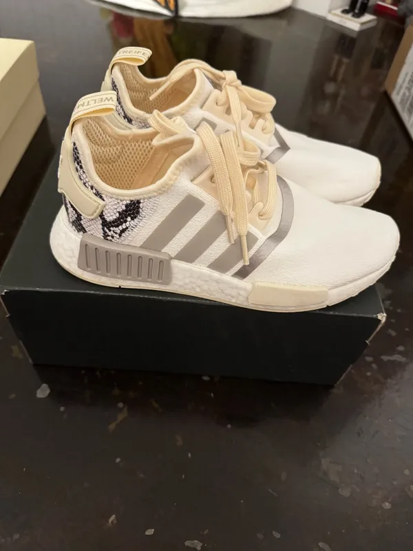 Adidas NMD Sneakers R1 Women’s - Image 2