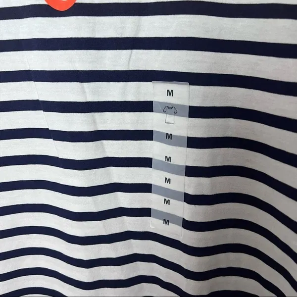 Old Navy Women's Short Sleeve Striped Graphic Tee Sz M - Image 6