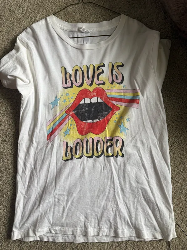 Boutique Graphic Tee - Image 2
