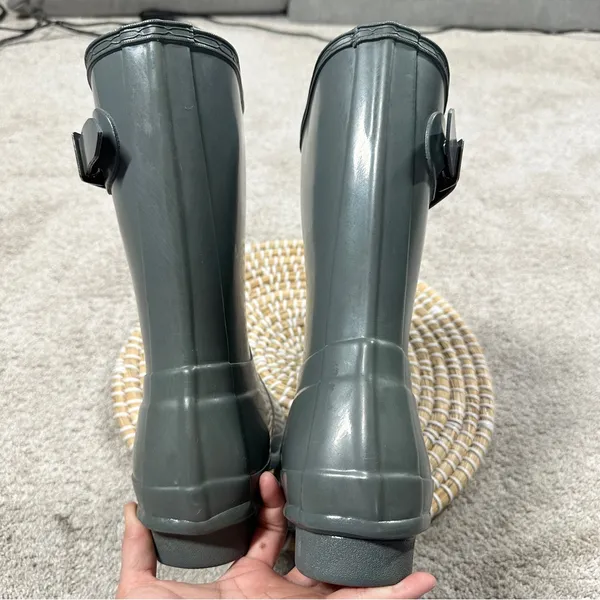 Hunter Women’s Original Rain Boots Short Gloss Outdoor in Graphite Gray 6 - Image 11