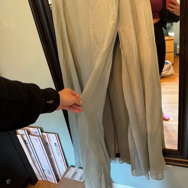 Lulu’s Dreamy Destiny Sage Green Pleated Backless Maxi Dress 👗 - Image 6