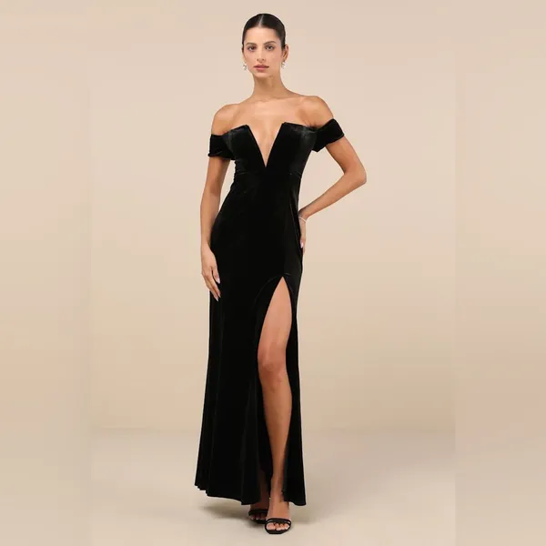 LULU’S Captivating Silhouette Black Velvet Off-the-Shoulder Maxi Dress - Image 6