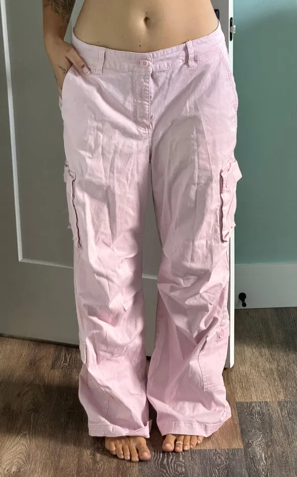 Pink Cargo Pants Size Large - Image 3
