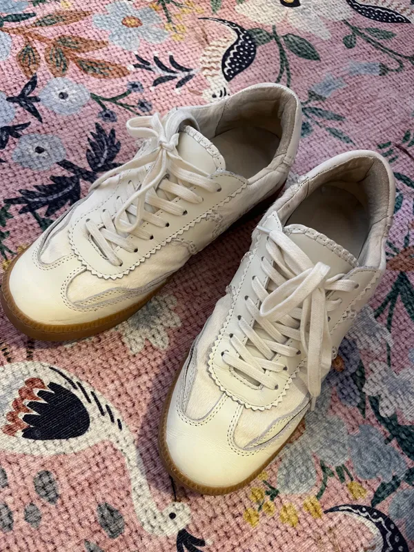 DV by Dolce Vita Sneakers - Image 5