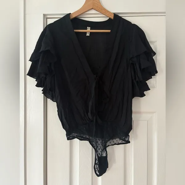 Free People Call Me Later Black Ruffle Sleeve‎ Bodysuit Blouse Size XS - Image 4