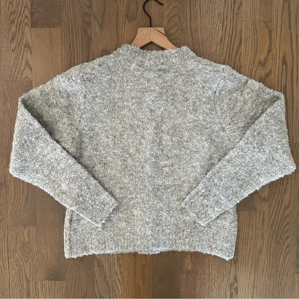 NWT Compañía Fantástica Ban.do Heart Button Boucle Cardigan in Grey Size Small - Image 7