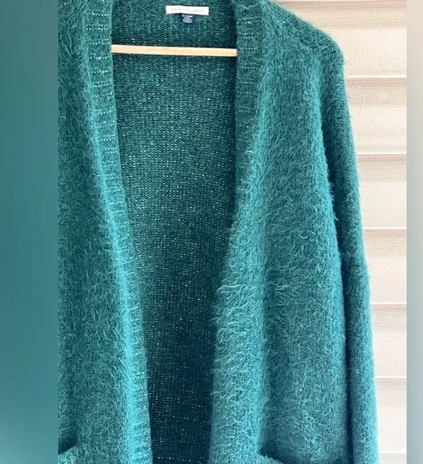 American Eagle 🦅 OH Whoa So Cozy Fuzzy Cardigan Green - Image 4