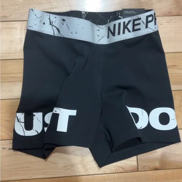 NIKE PRO TIGHT FIT SHORTS - Image 2