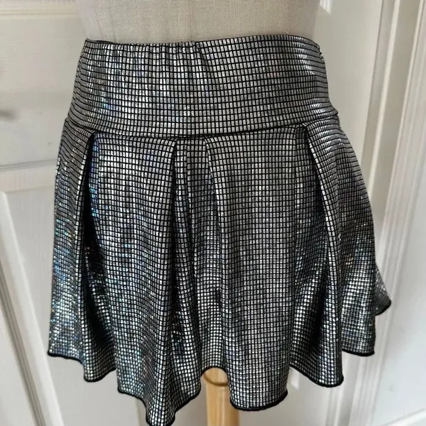 SHEIN EZwear Silver A-Line Mini Skort w/ Built-In Shorts | Size S - Image 4