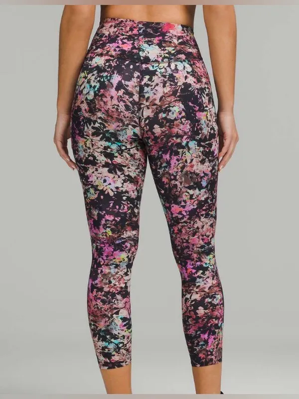 Lululemon Base Pace High-Rise Crop‎ 23" Stencil Blossom Red size 12 - Image 2