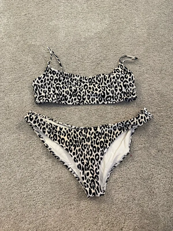 Triangl Bikini - Image 2