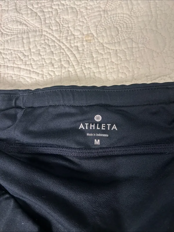 Athleta Black Women's Athletic Shorts with Built-In Liner - Image 2