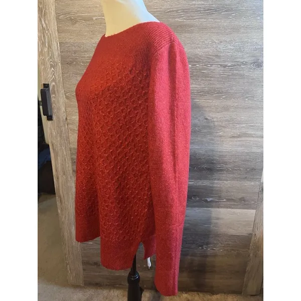 LOFT Women pullover sweater Sz L Red Solid Casual Cozy Crew Fisherman - Image 5