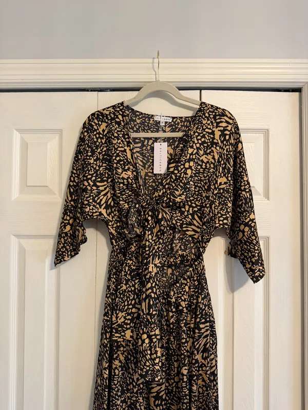 NWT Baltic Born High-Waist Black & Beige Printed Maxi Dress with Side Slit - Image 4